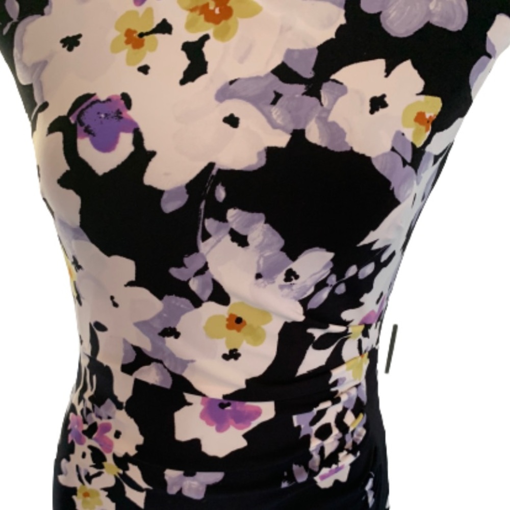 Ralph Lauren Floral Slimming Sexy Dress. - Picture 3 of 6